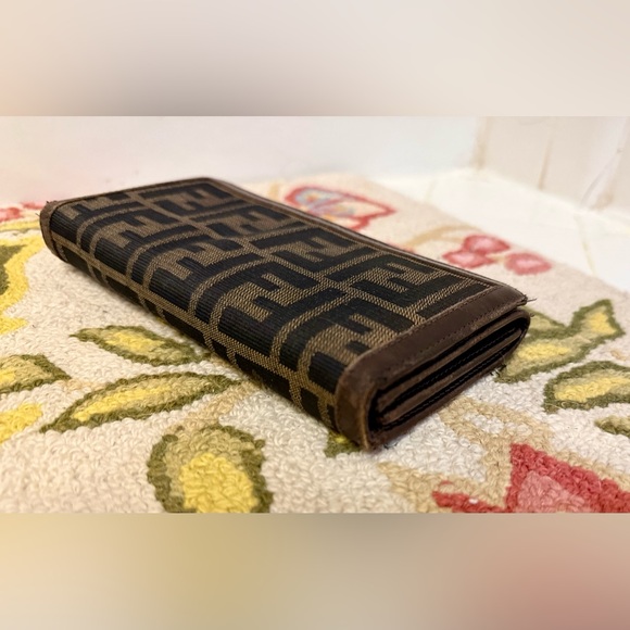 FENDI Vintage Zucca Canvas Leather Long Brown Wallet - Picture 7 of 16